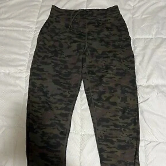 Alphalete Pants Alphalete Premium Joggers Poshmark